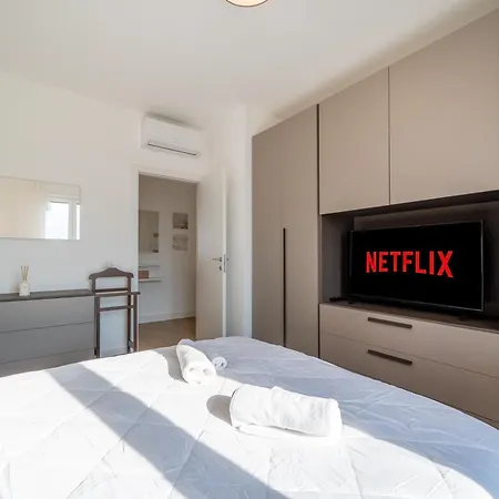 5' - Mountain View - 10' Station - Wifi, Ac * Lecco