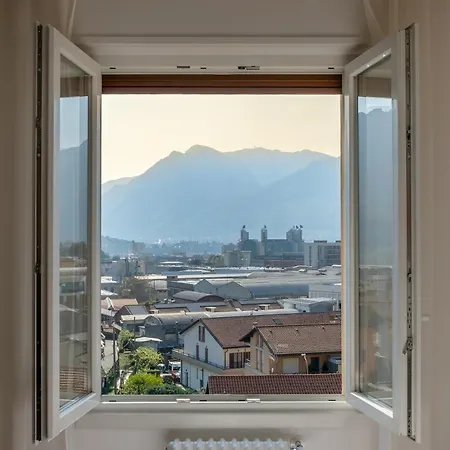 5' - Mountain View - 10' Station - Wifi, Ac Apartment Lecco